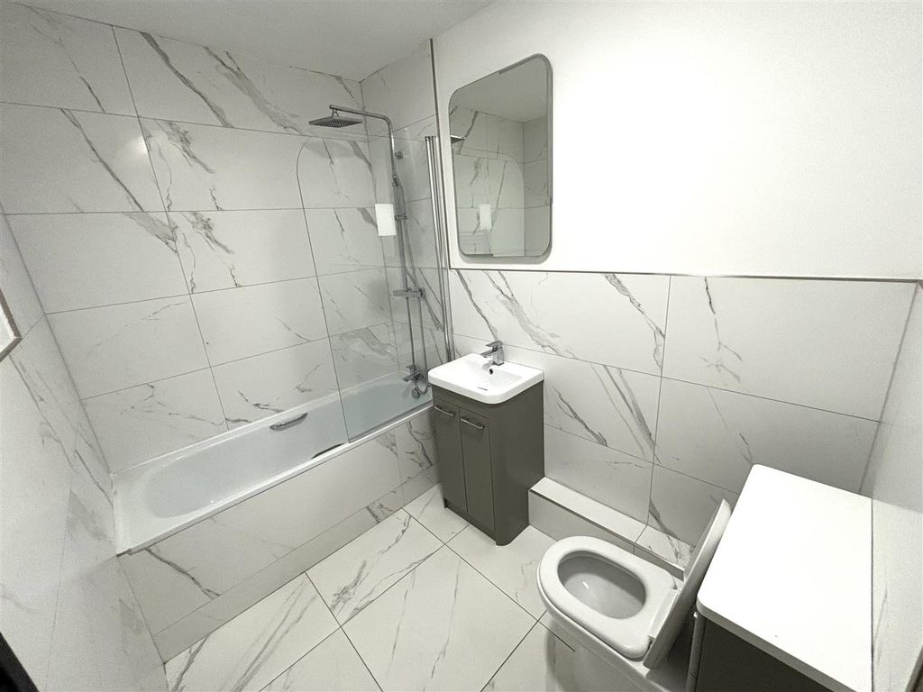 Property photo 2 of 8 Img_1558.Jpg