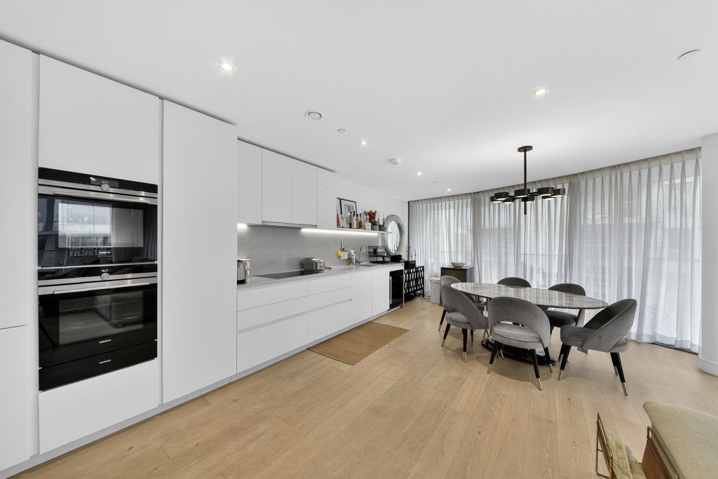 Property photo 3 of 21 Picture No. 04