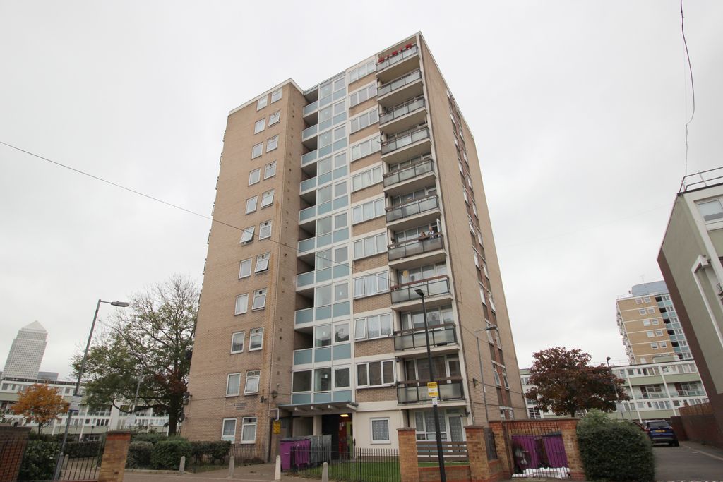 Property photo 1 of 7 2 Double Bedroom Apartment For Sale