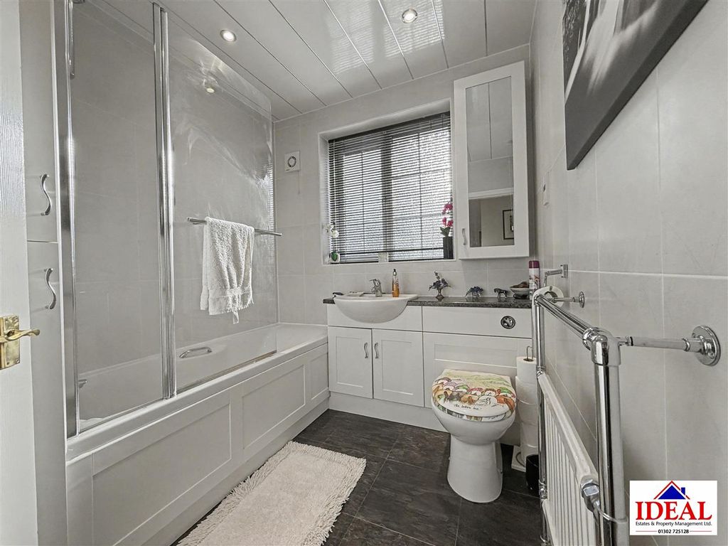 Additional image 19 of 5 bed detached bungalow for saleWilsic Road, Wilsic, Doncaster DN11