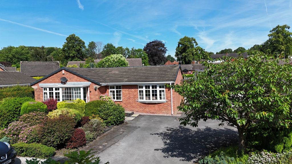 Property photo 1 of 44