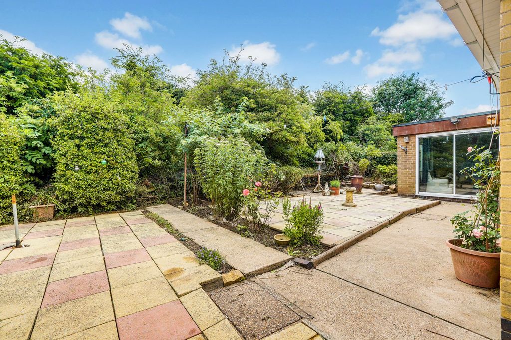 Property photo 3 of 13