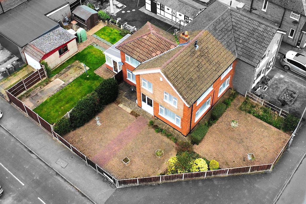 Property photo 1 of 26