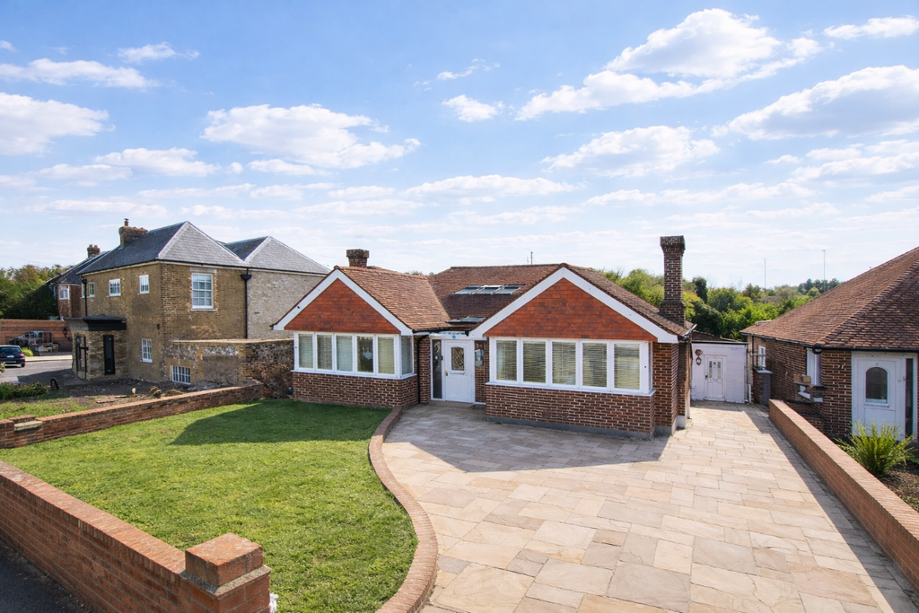 Property photo 1 of 31