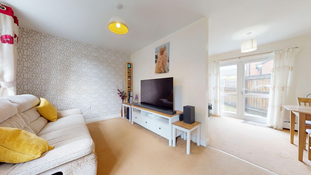 Property photo 3 of 22 5520605