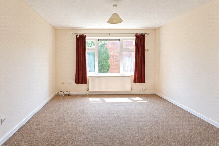 Property photo 2 of 5 Picture No. 11