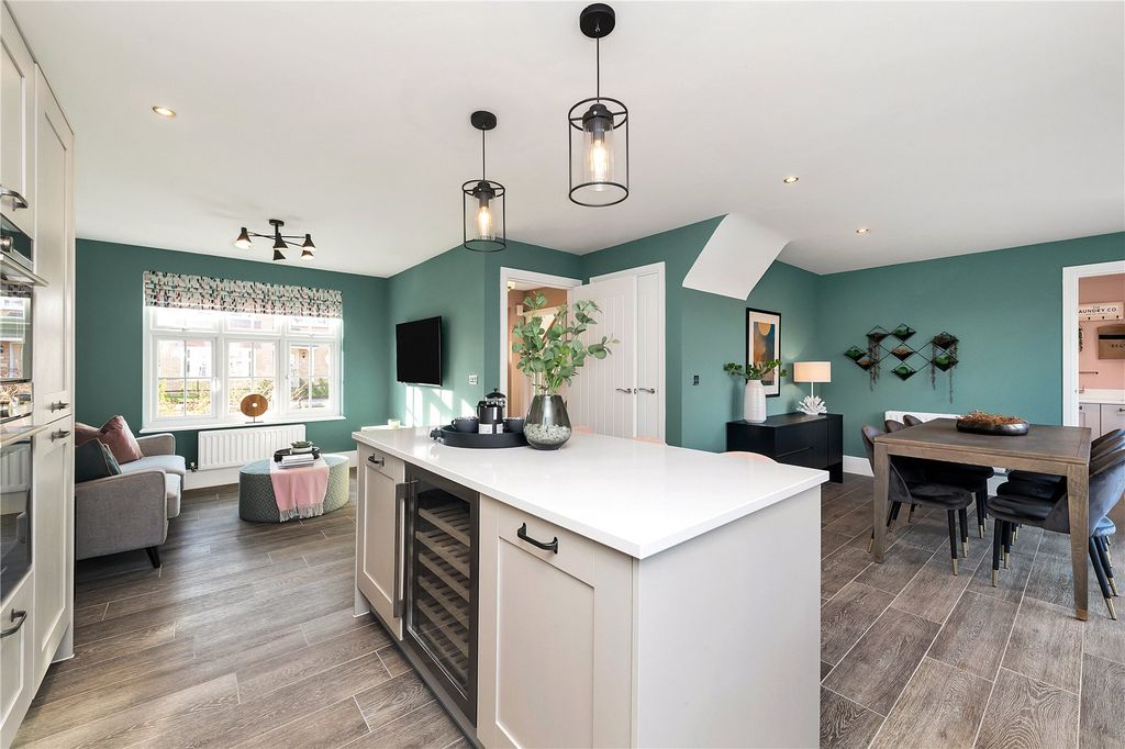 Property photo 2 of 18 Picture No. 04