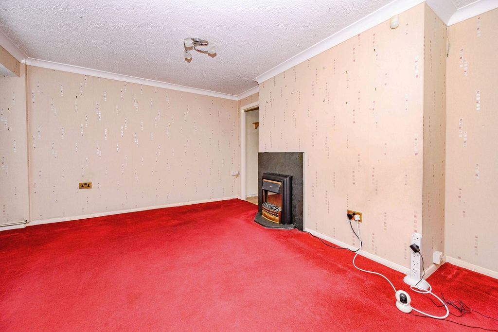 Property photo 3 of 18 Pbox-Img.Jpg