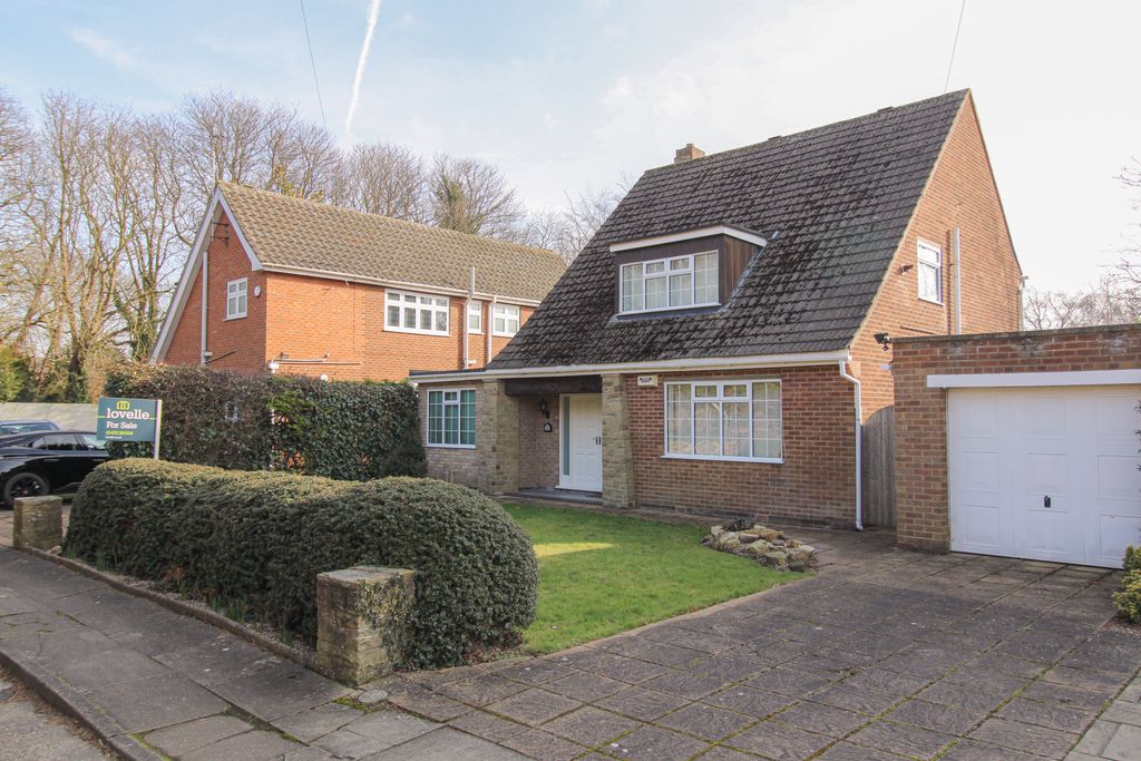 Property photo 1 of 17