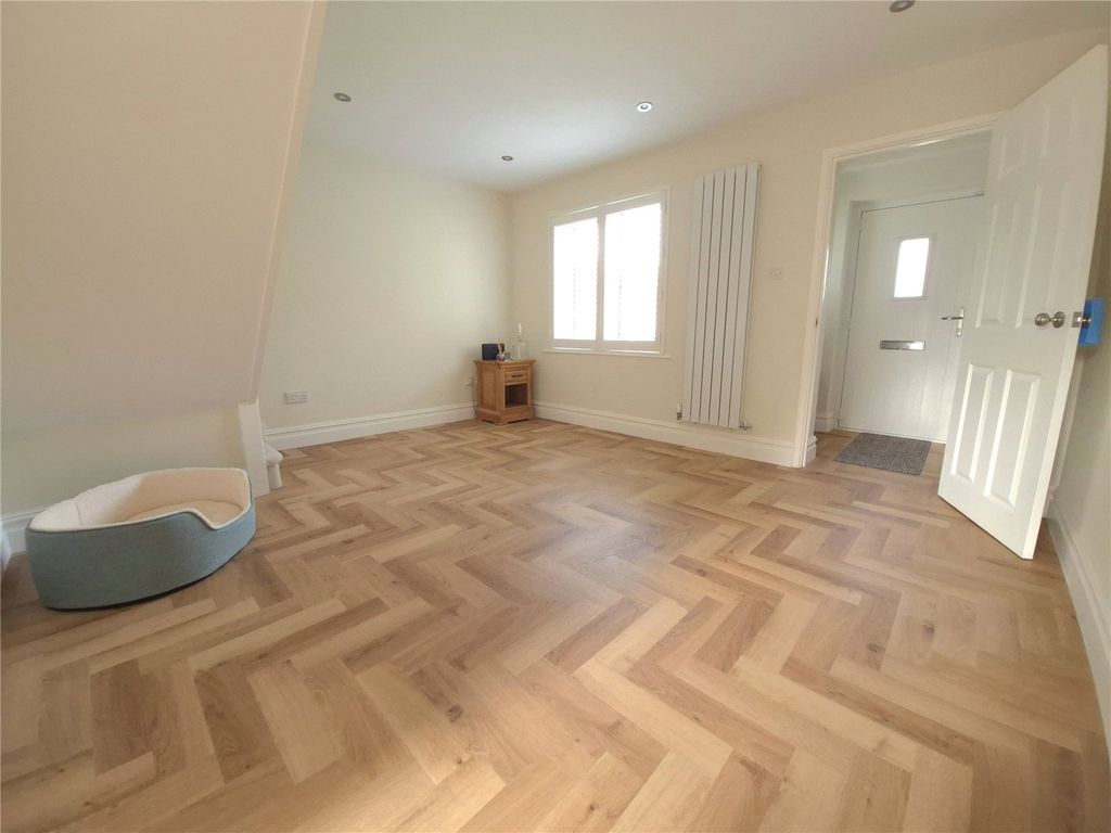 Property photo 2 of 11 Picture No. 07