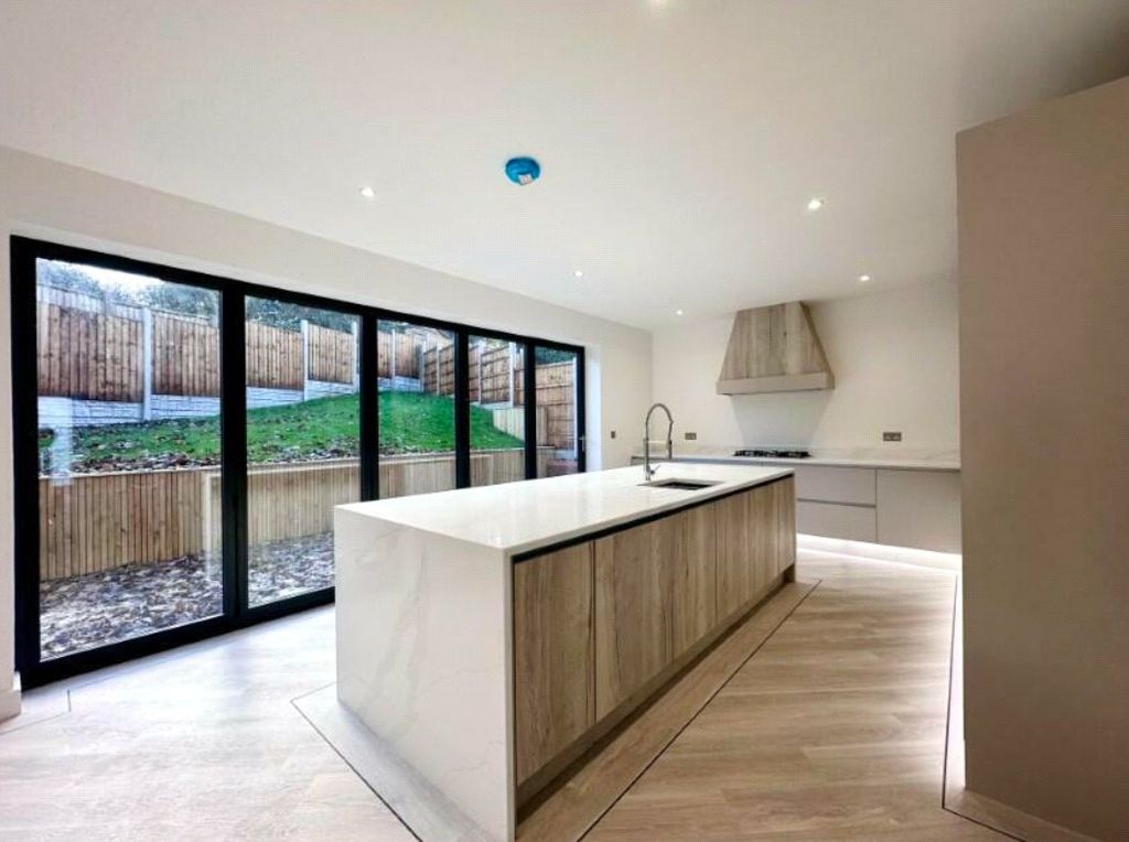 Property photo 1 of 12 Picture No. 13