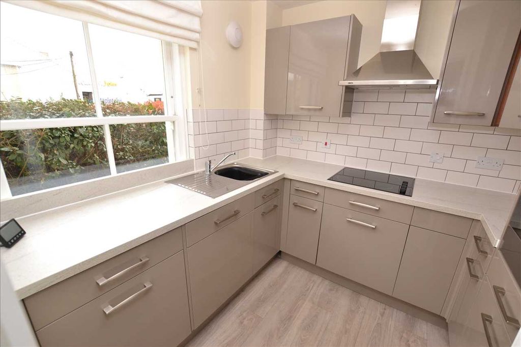 Property photo 2 of 13 Kitchen