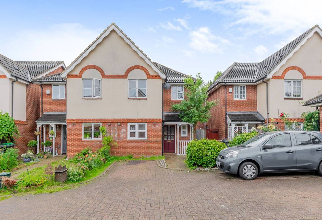 Property photo 2 of 13