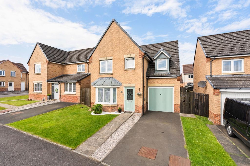 Property photo 1 of 30 5302361