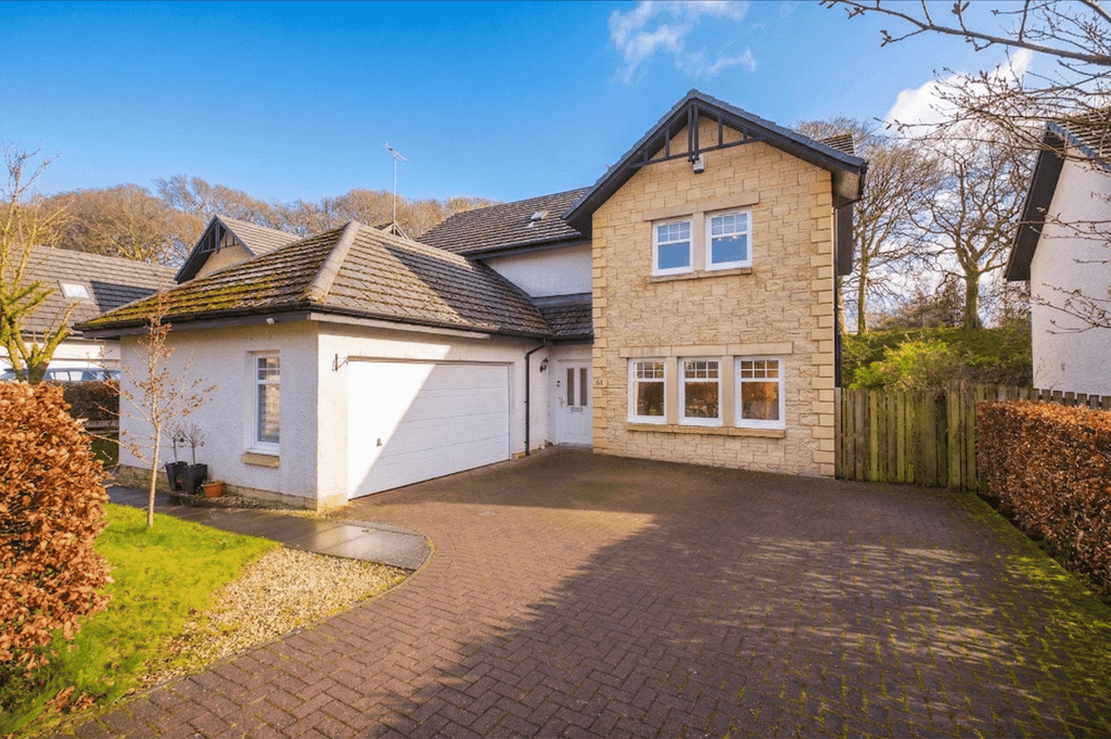 Property photo 1 of 23