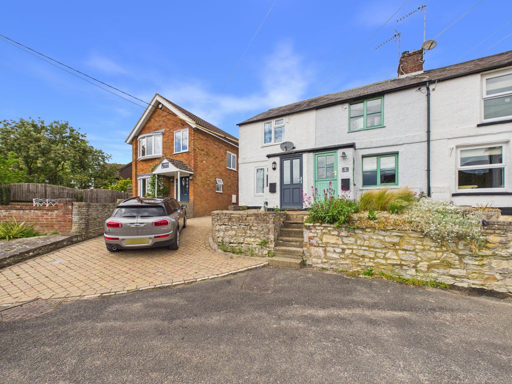 Property photo 1 of 20 Cam02536G0-Pr0115-Still025