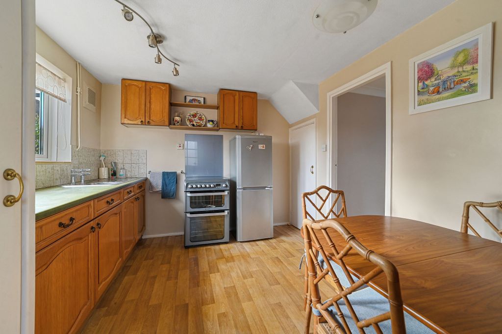 Property photo 3 of 26 Pt-Ja-16Peldoncrescent-15