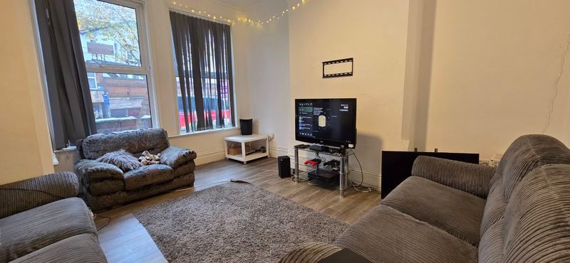 Property photo 1 of 10 Photo 17