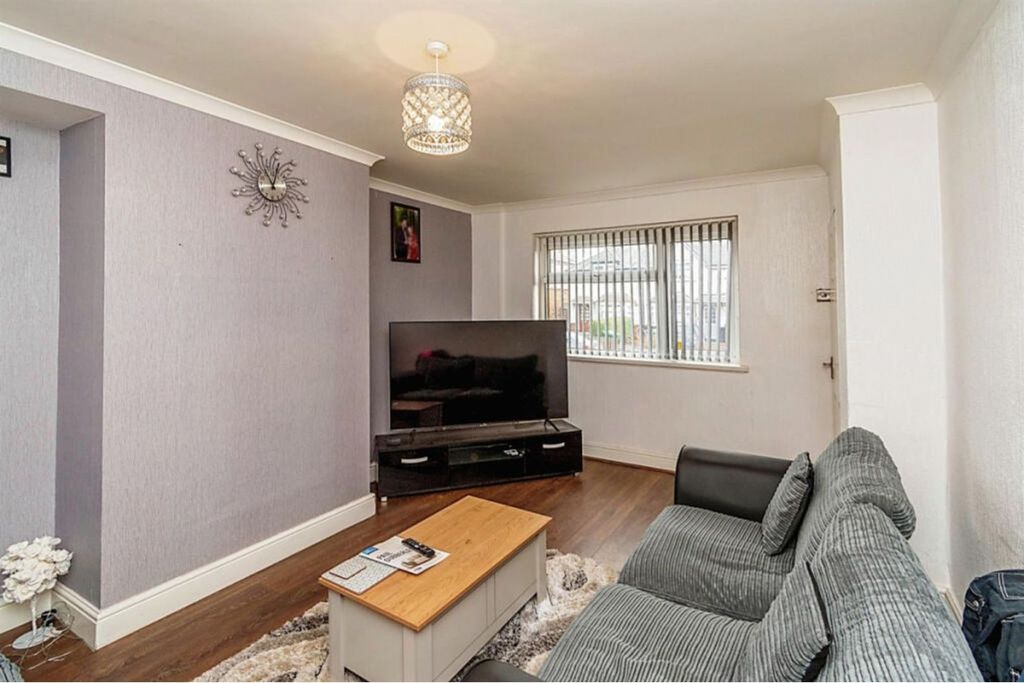 Property photo 3 of 10
