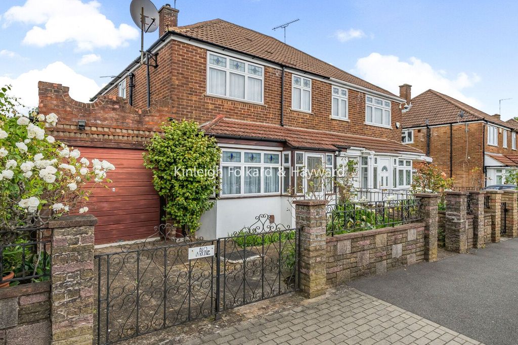 Property photo 1 of 14 Picture No. 04