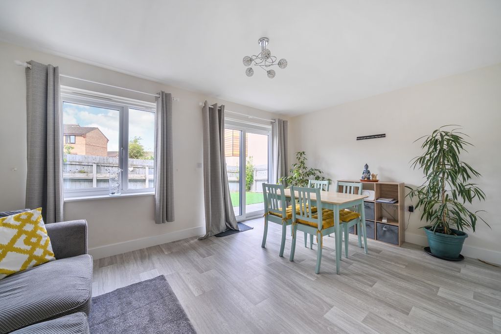 Property photo 3 of 20 1454346-9-69Fc679c32d6B