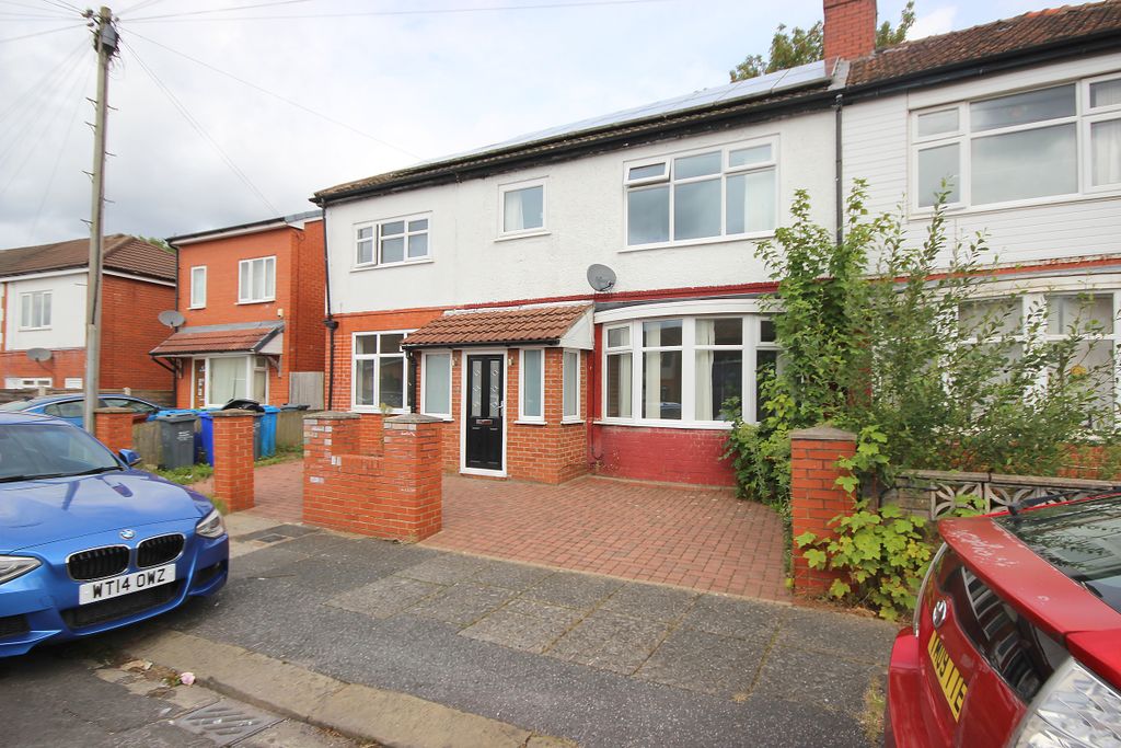 Property photo 1 of 22