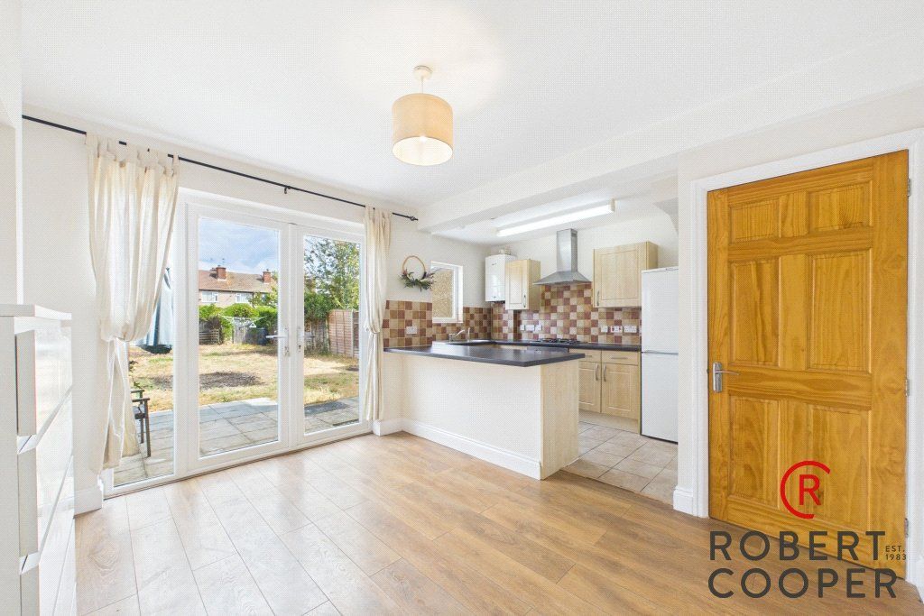 Property photo 3 of 10 Picture No. 05