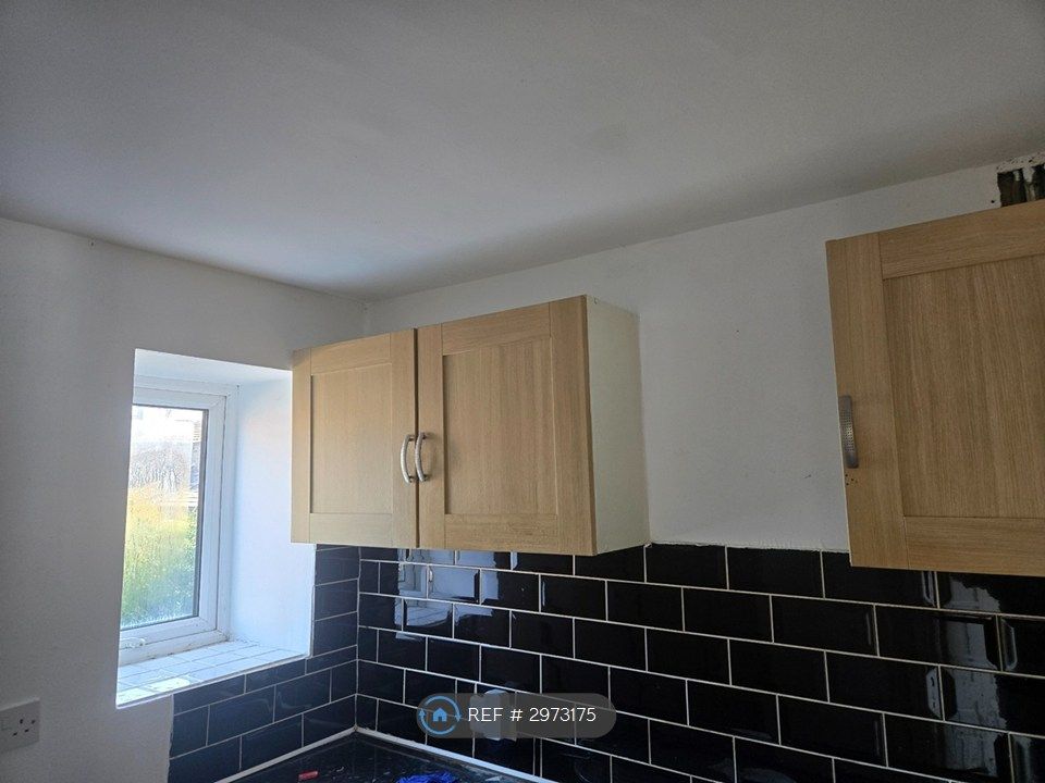 Property photo 1 of 3