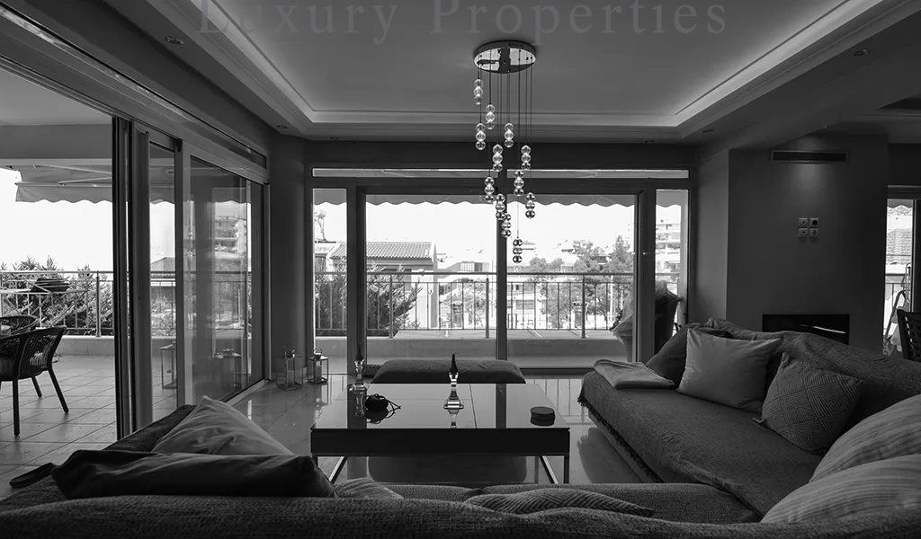 Property photo 1 of 13 - Detached House For Sale, Glyfada, 510 Sq.m., €2.250.000