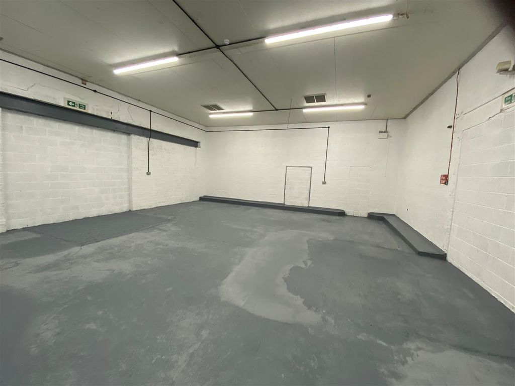 Property photo 3 of 7 9B Internal 2.Jpg