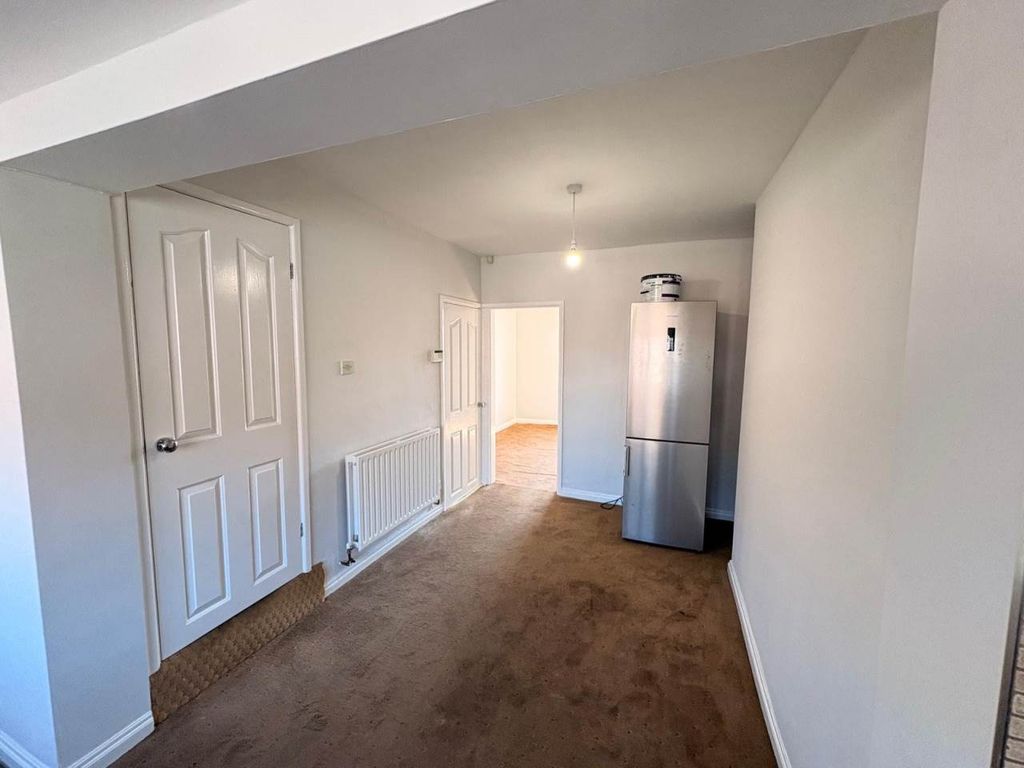 Property photo 3 of 9 Dinning Room Use