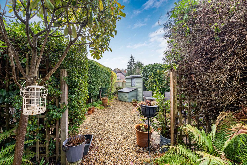 Property photo 2 of 13