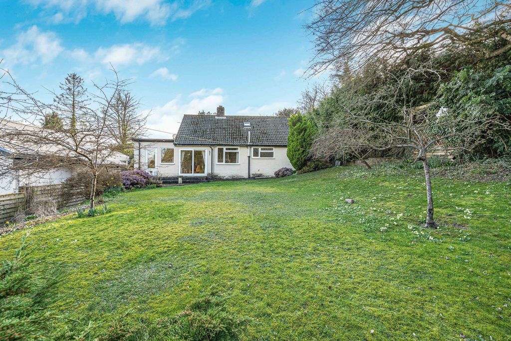 Property photo 2 of 22