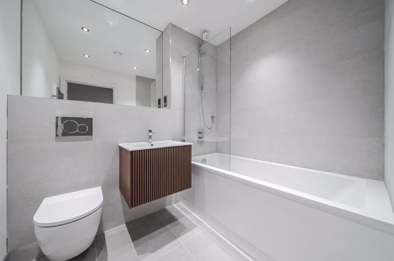 Property photo 2 of 8 Photo 6