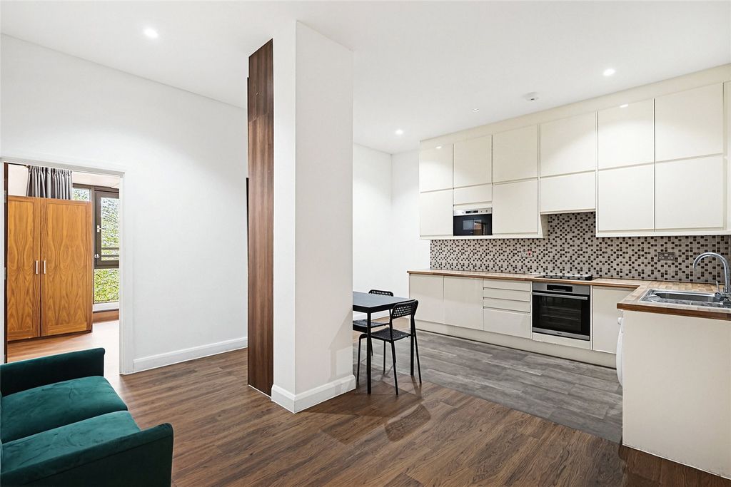 Property photo 1 of 8 Picture No. 02