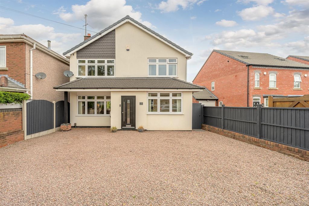 Property photo 1 of 27