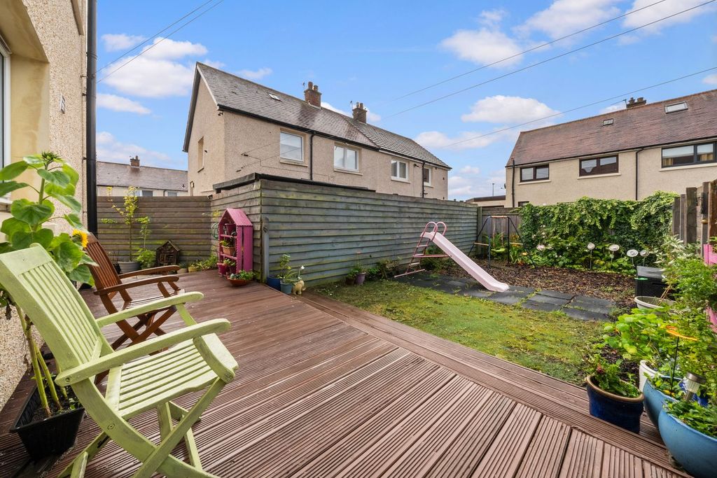 Property photo 3 of 22