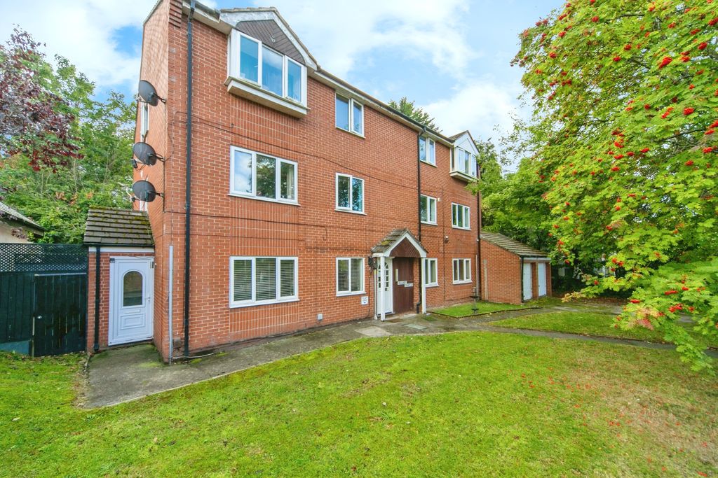 Property photo 1 of 15