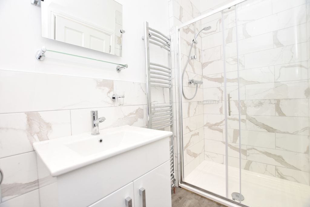 Property photo 3 of 6 Shower Room