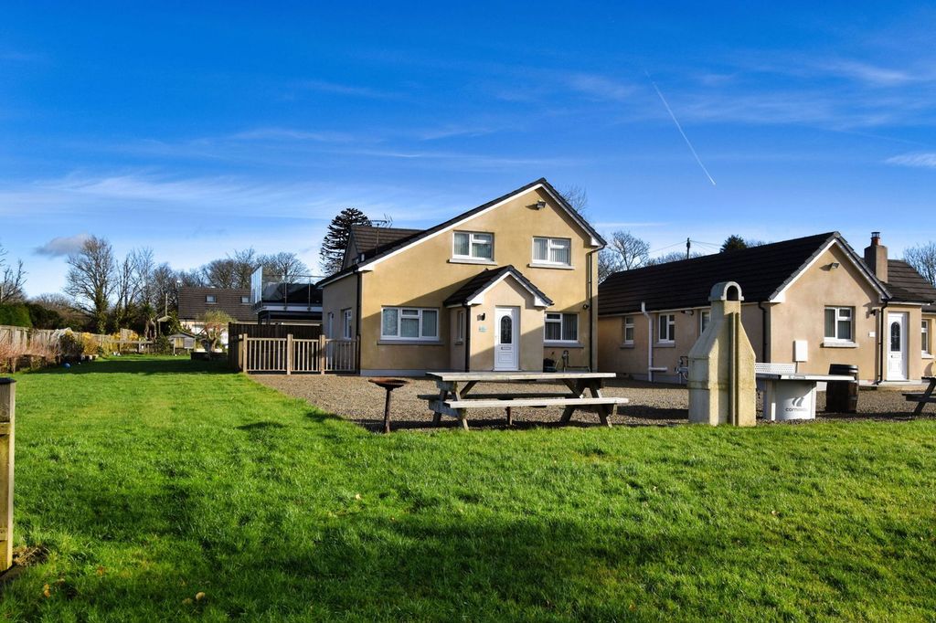 Property photo 1 of 48