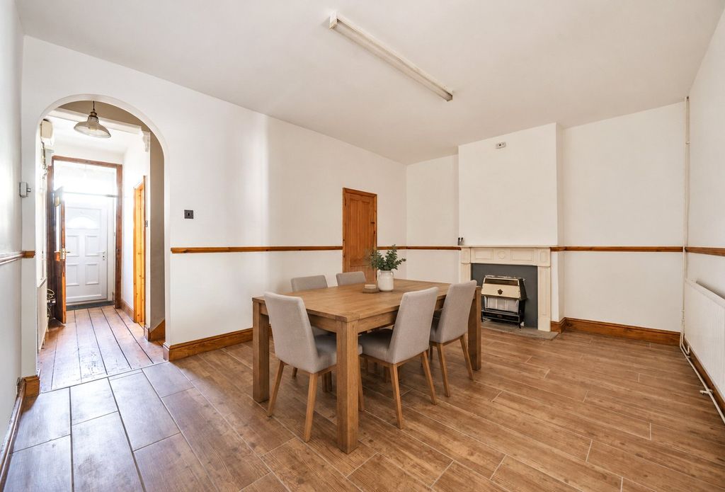 Property photo 3 of 13 Picture No. 29