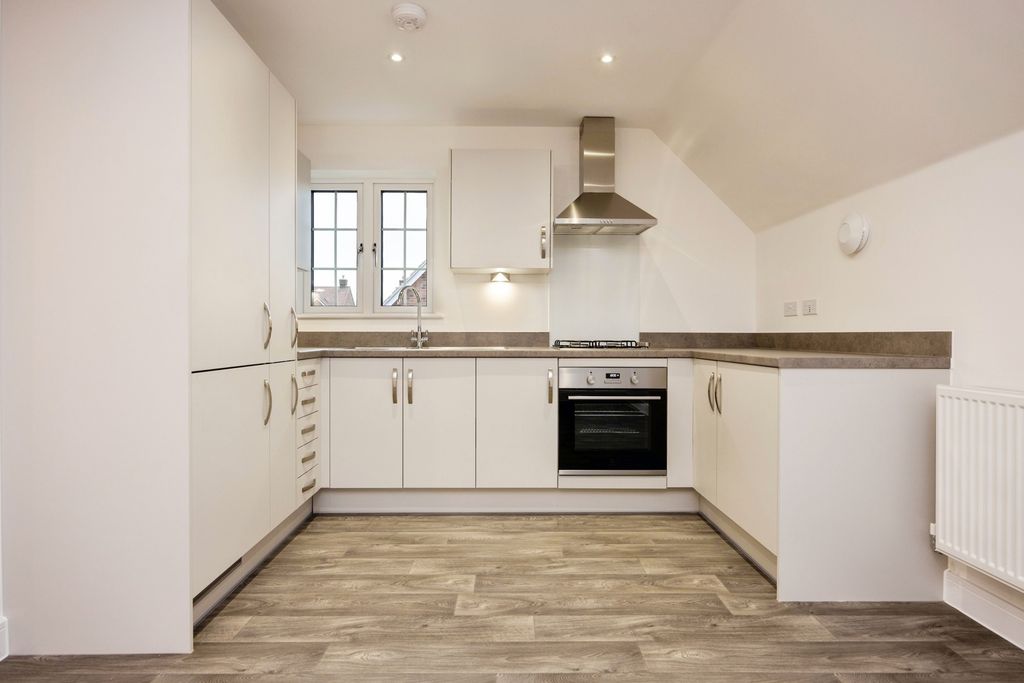 Property photo 3 of 18 Pbox-Img.Jpg