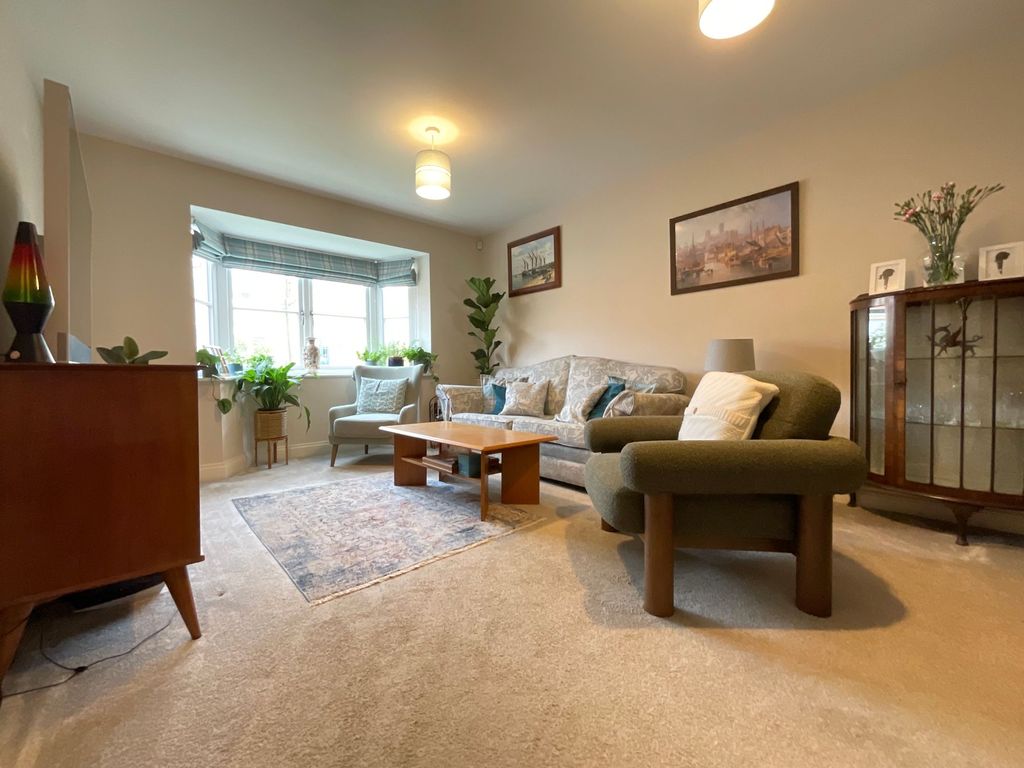 Property photo 3 of 30