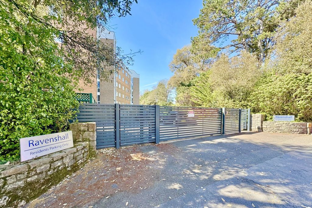 Additional image 25 of 3 bed flat for salePenthouse, West Cliff Road, West Cliff, Bournemouth BH4