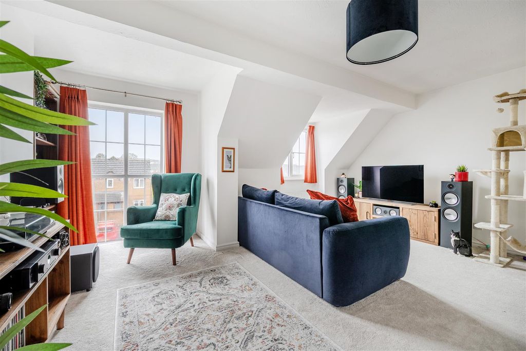 Property photo 2 of 16 1381474-2-69170B2F8A689.Jpg