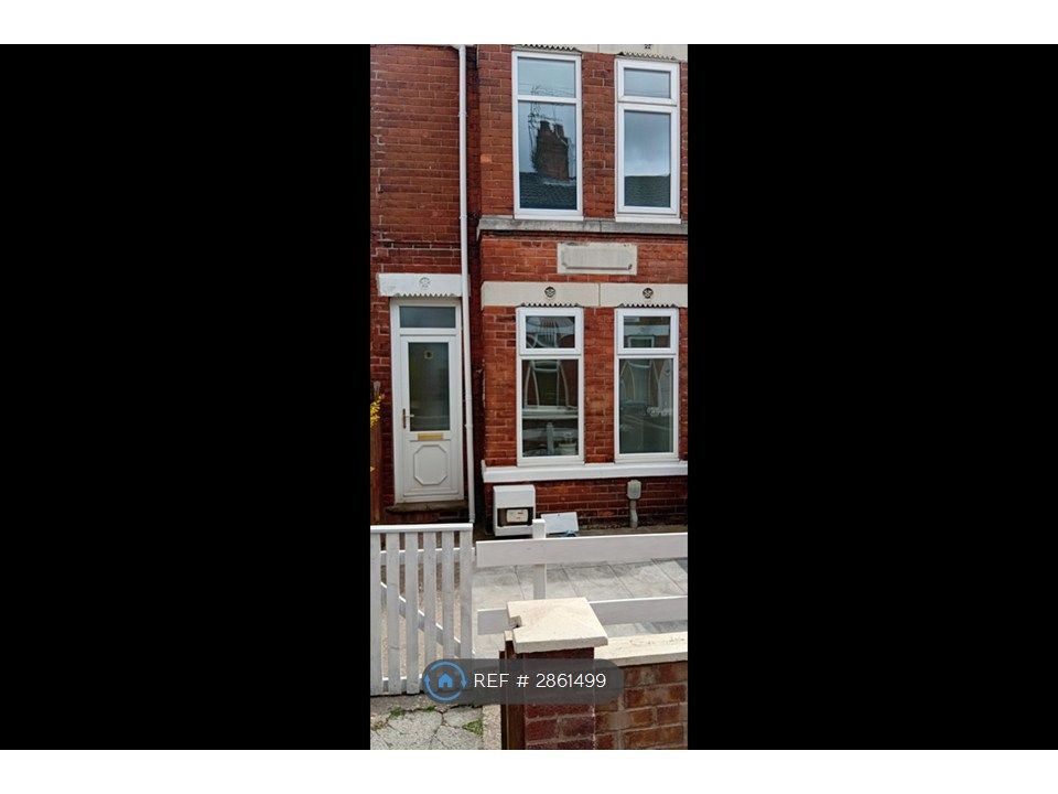 Property photo 1 of 13 Front Of House