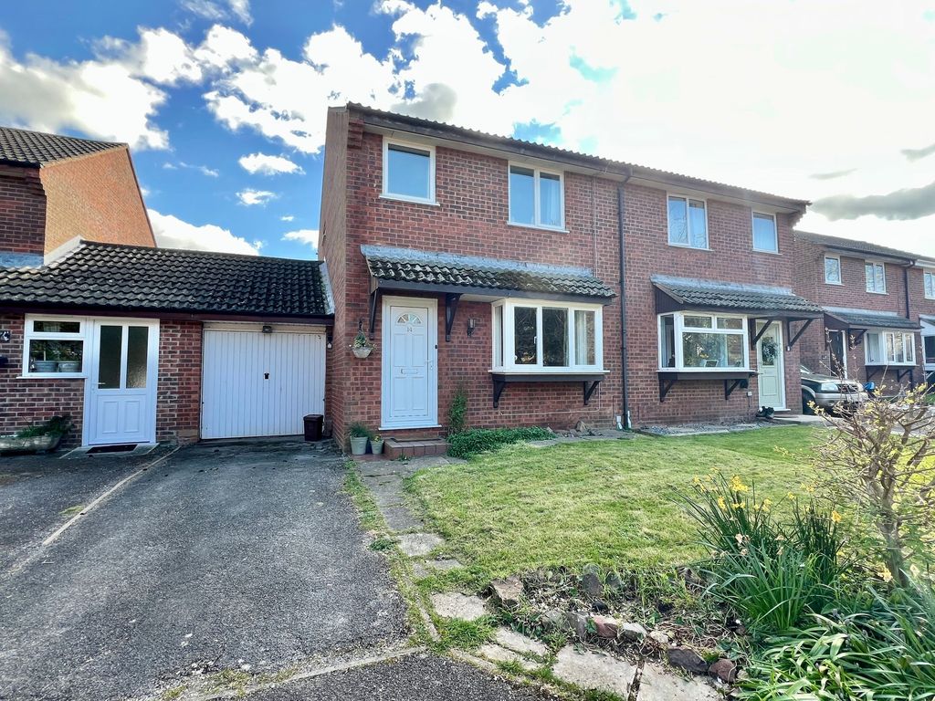 Property photo 1 of 17