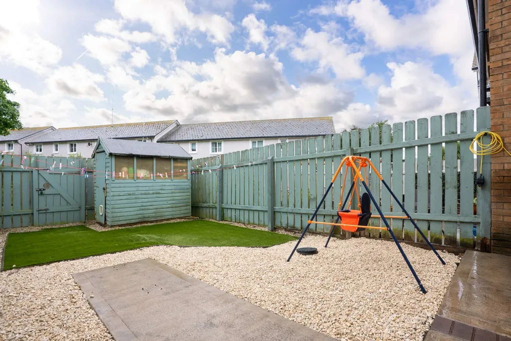 Property photo 2 of 13