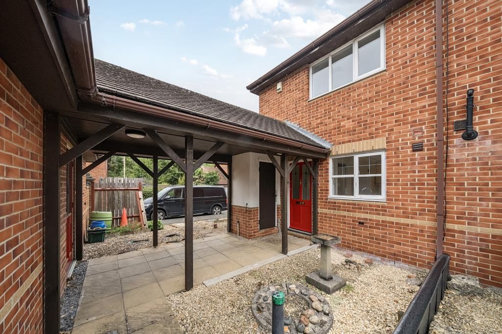 Property photo 1 of 20 External View