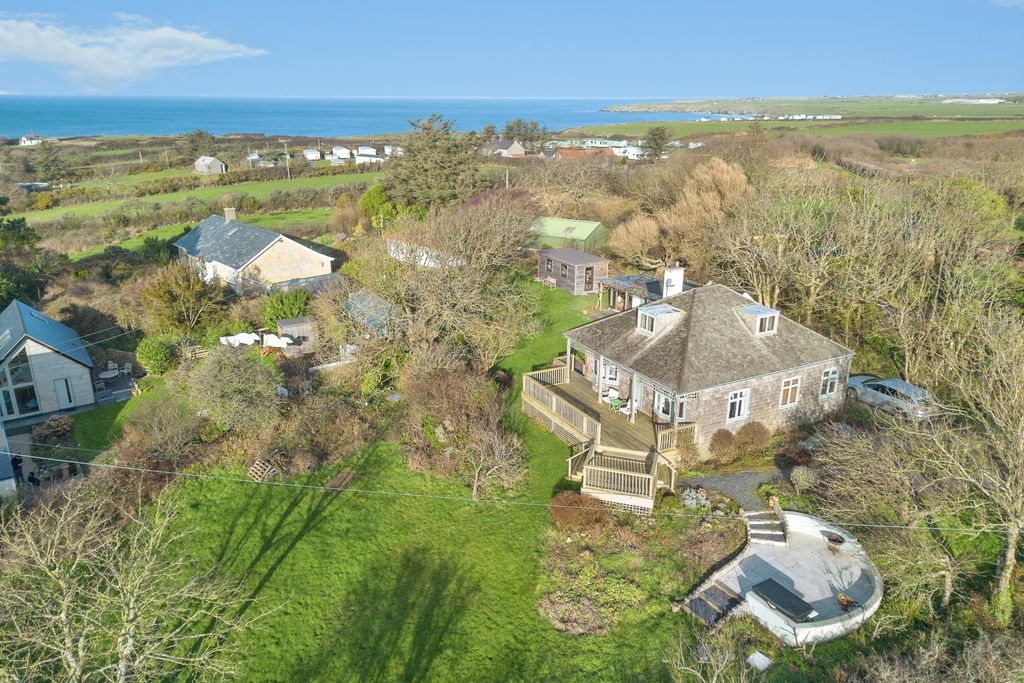 Property photo 1 of 26 Drone